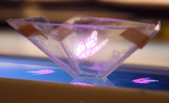Tuto pour transformer votre iphone en projecteur d'hologrammes avec un boitier CD vide