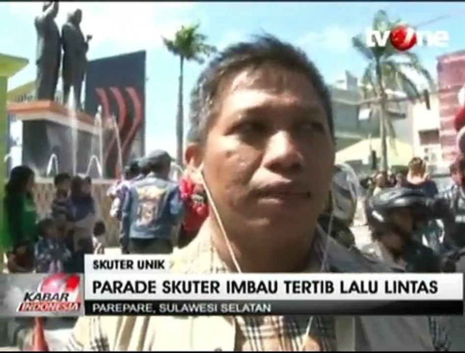 Ratusan Pencinta Skuter Kampanyekan Tertib Lalu Lintas