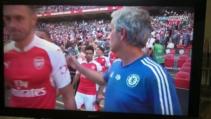Wenger ignores Mourinho at Community Shield 2015