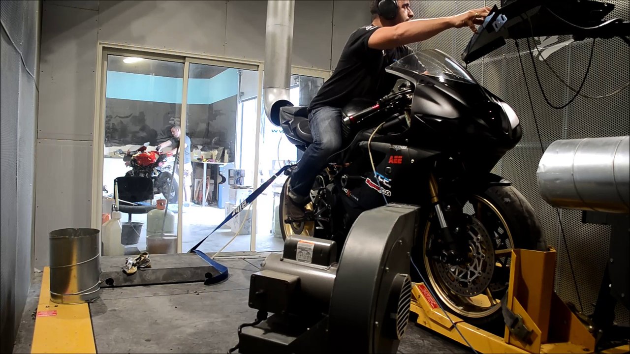 TRIUMPH 675 2010 PASSAGE BANC TCP RACING