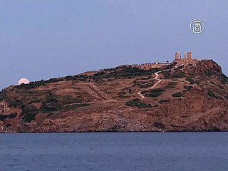 Жители Земли увидели «голубую Луну»