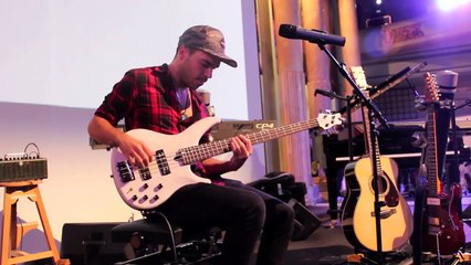 Miki Santamaria - Demo Yamaha TRBX [Yamsession 2014 - Madrid, Spain]