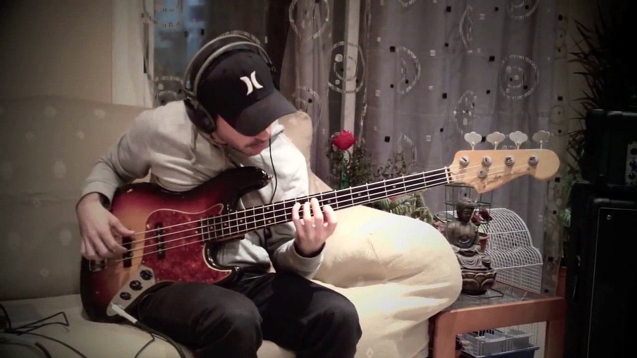 V. Wooten's Amazing Grace on a 1962 FENDER JAZZ BASS [BASS OF DOOM]