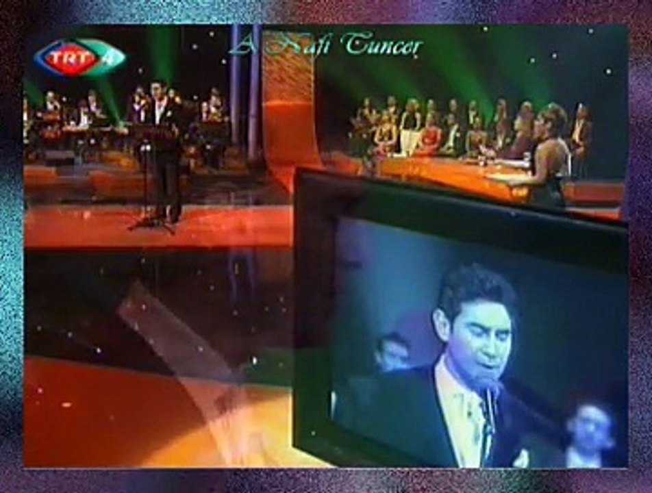 Bahadır ÖZÜŞEN *Yeşil Gözlerini Ufkuma Ger Ki*