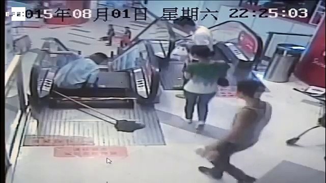 Ocurre otro accidente de escalera mecánica en China