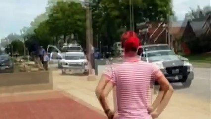 Kajieme Powell_ St Louis police shooting video stirs debate-copypasteads.com