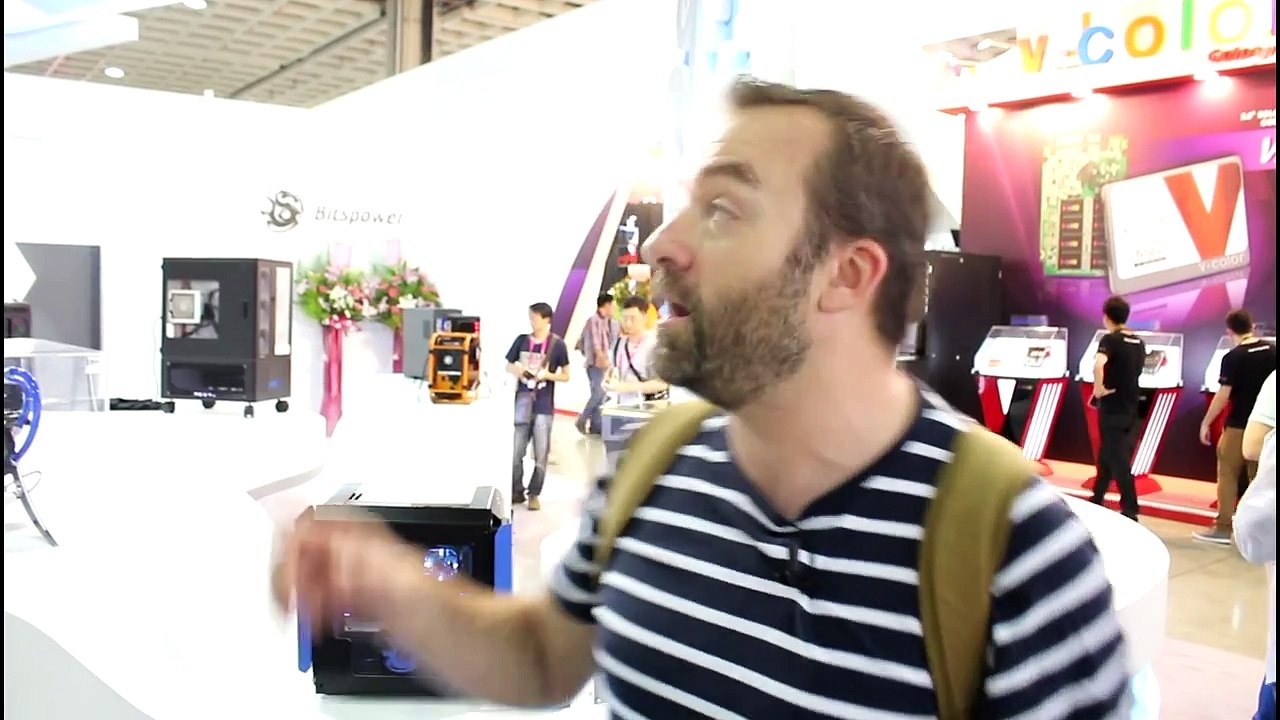 [Cowcot TV] Computex 2015 : Le stand Bits Power