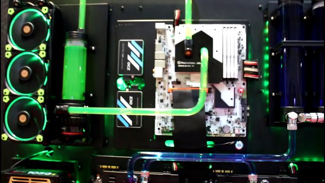 [Cowcot TV] Computex 2015 : Thermaltake