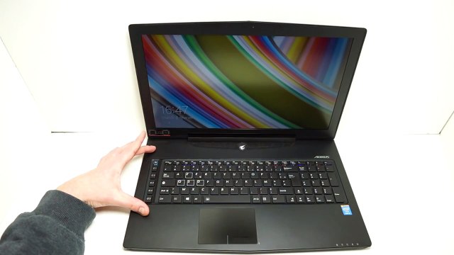 [Cowcot TV] Présentation du PC portable gamer Aorus X7 Pro (SLI 970M)