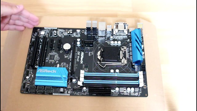 [Cowcot TV] Présentation ASRock Z97 Pro3