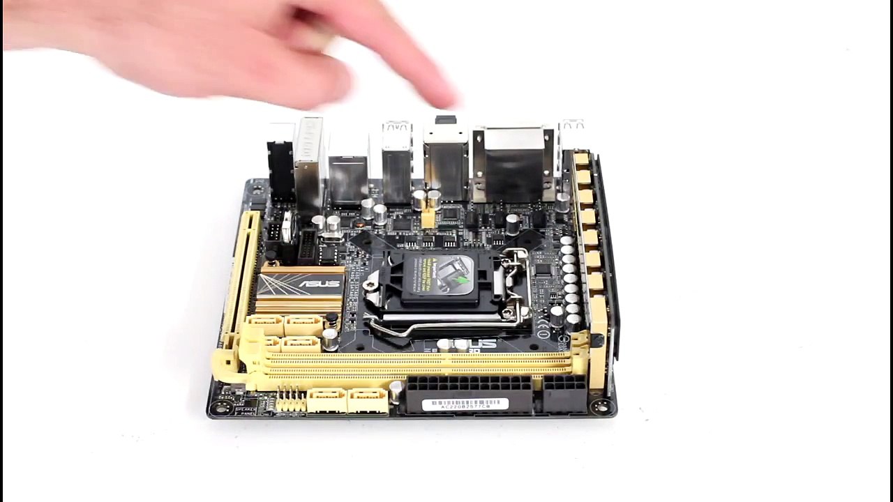 [Cowcot TV] Présentation carte mère Asus Z87I-Pro