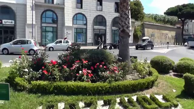 Pozzuoli (NA) - Il Consiglio comunale riduce la tassa sui rifiuti (31.07.15)