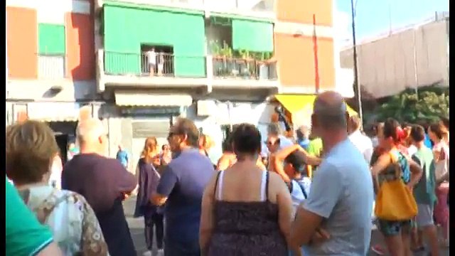 Napoli - No al campo rom , protesta a San Pietro a Patierno (21.07.15)