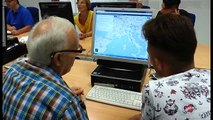 Napoli - Le Poste danno lezioni di internet ai nonni (21.07.15)