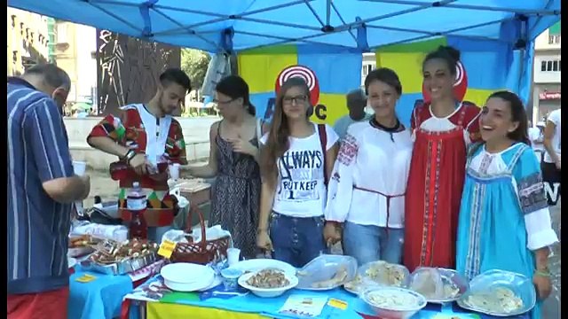 Napoli - Il gusto di conoscersi , scambio interculturale attraverso la cucina (15.07.15)