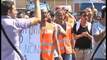 Napoli - Protesta al porto contro la Conateco (13.07.15)