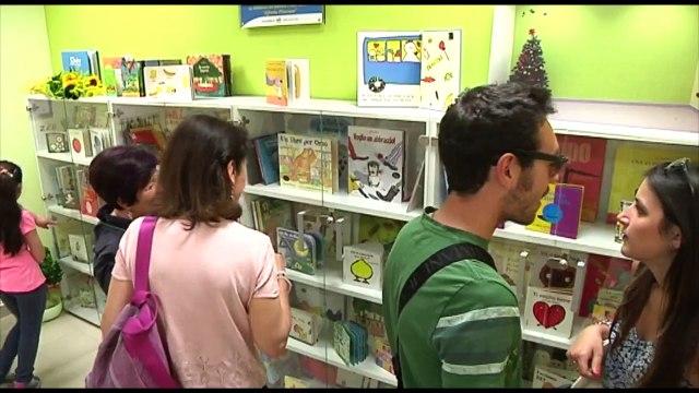 Napoli - Policlinico, una biblioteca per bambini non udenti (29.06.15)