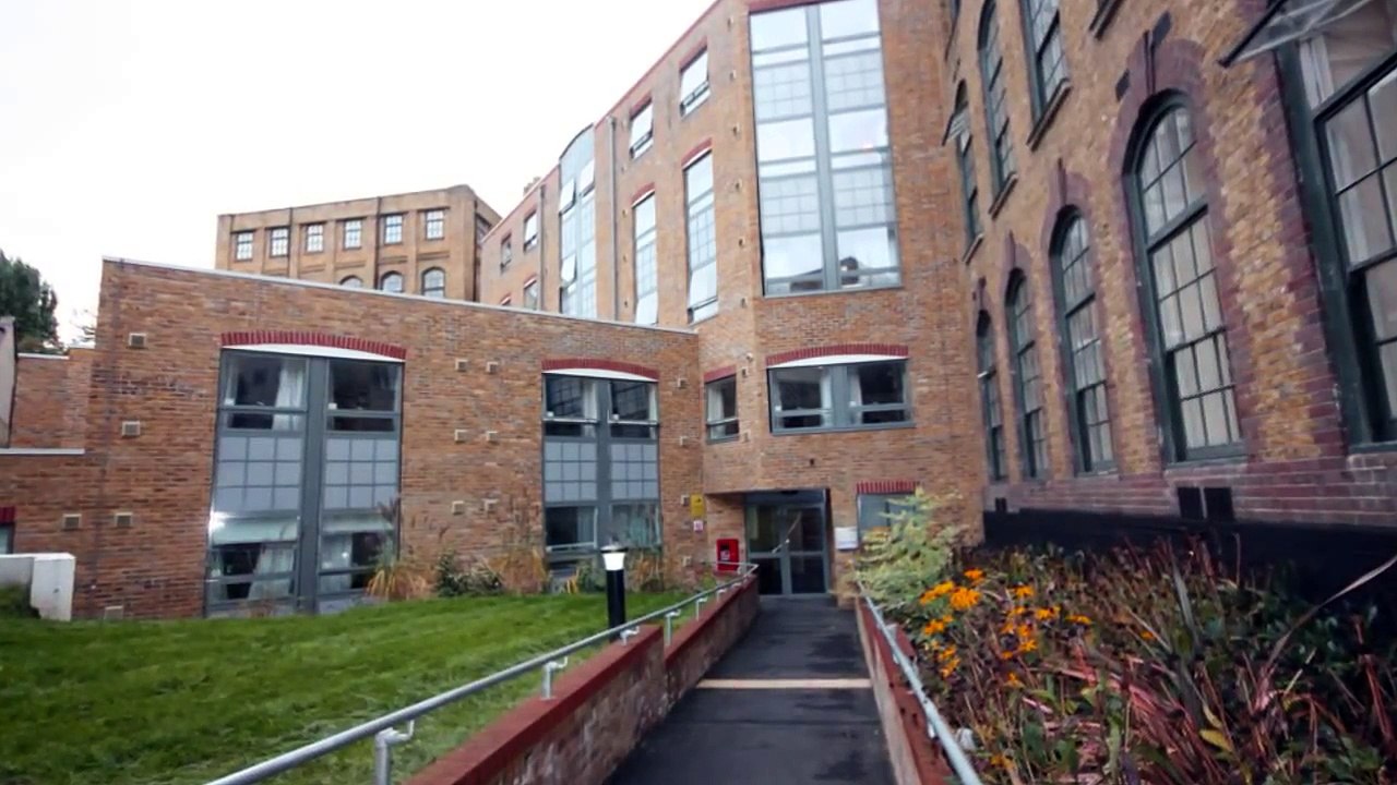 Rooms To Rent In Kings Cross London - Stunning Resisents Halls Kings Cross Video