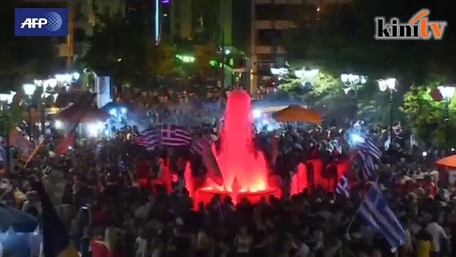 Scenes of joy as Greece's 'No' voters celebrate victory