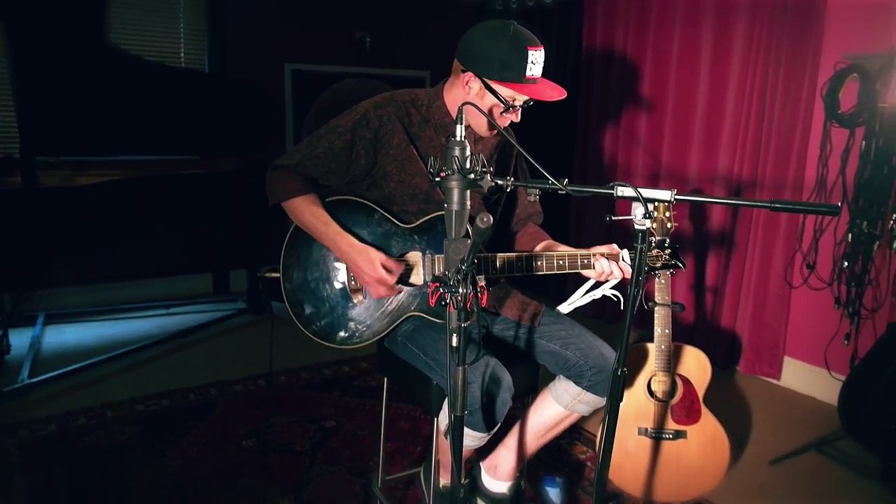 Ed Sheeran - Photograph (Acoustic Guitar Backing Track)