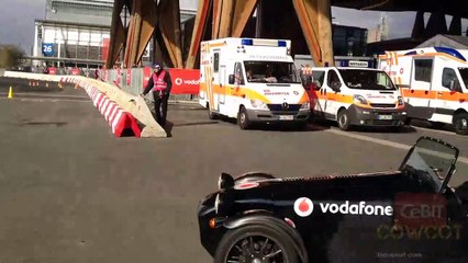 [Cowcot TV] CeBIT 2012 : Séance Driving Drifting Caterham 2
