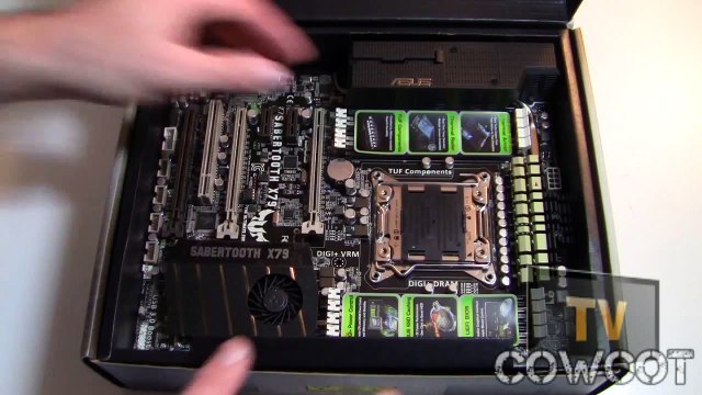 [Cowcot TV] présentation CM Asus X79 Sabertooth