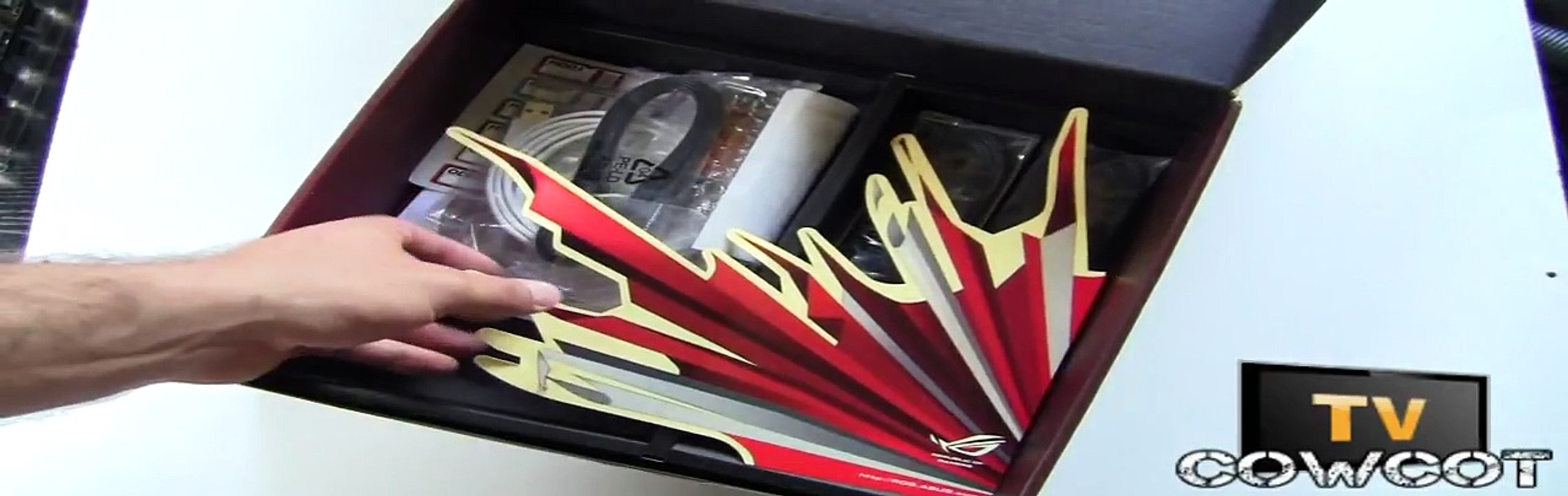 [Cowcot TV] Déballage CM Asus Maximus IV Gene Z