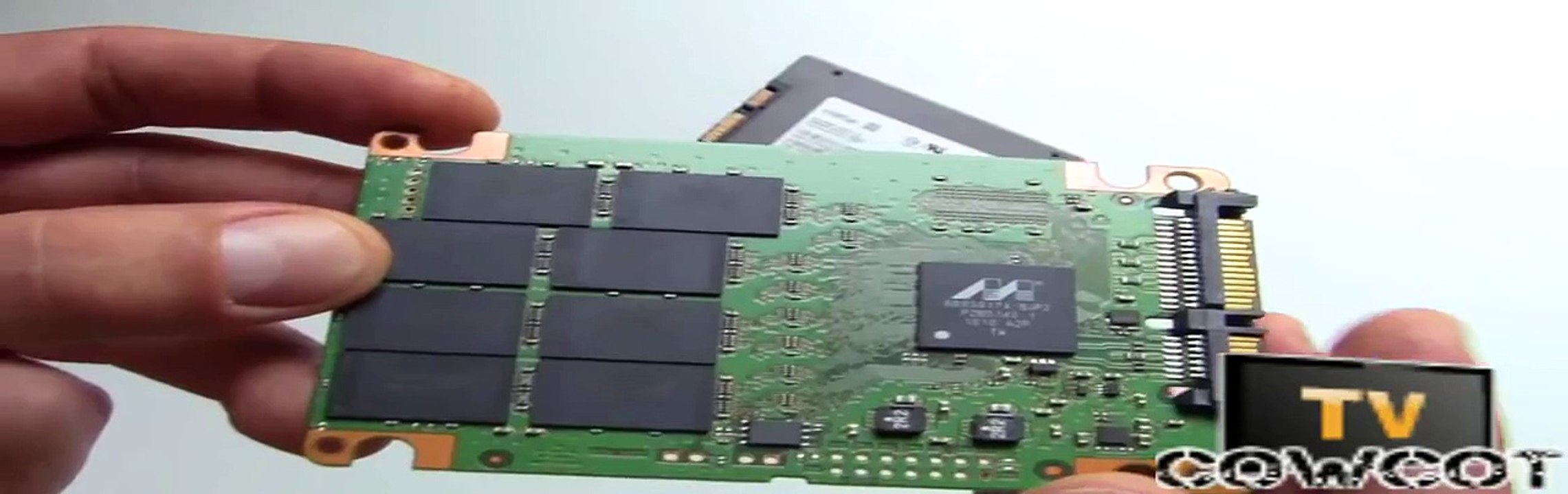 [Cowcot TV] Démontage SSD Crucial C300