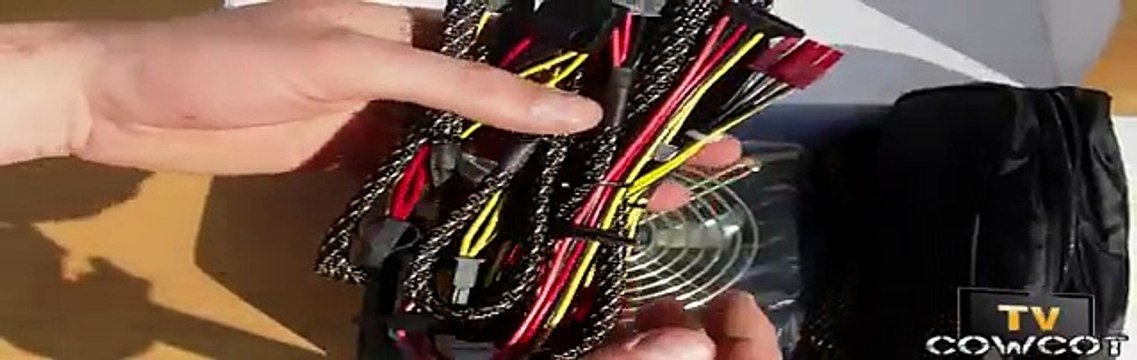 [Cowcot TV] Déballage Alimentation NAXN 750 watts