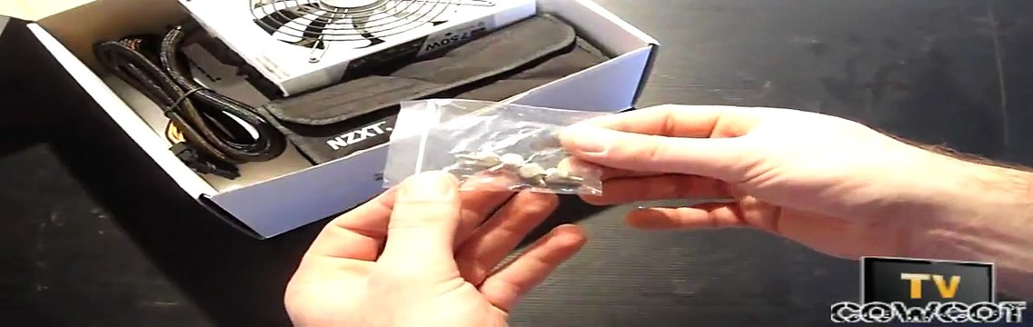 [Cowcot TV] Déballage Alimentation NZXT HALE 90 750 watts