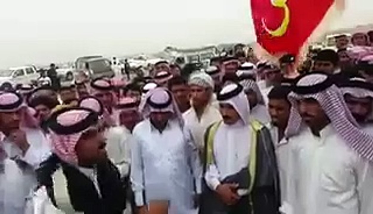 1 قصيدة ضد الاحزاب الشيعية والعمامات
