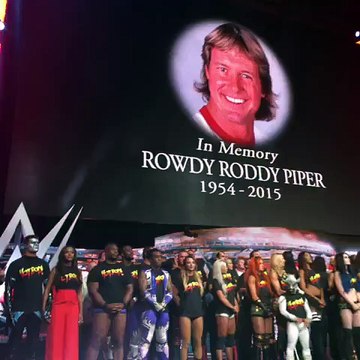 WWE: todas las superestrellas rindieron homenaje a Roddy Pipper (VIDEO)