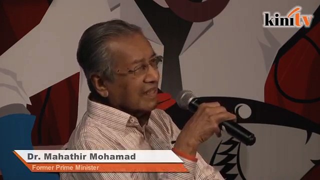 Dr M blames late Agong for lord president's sacking