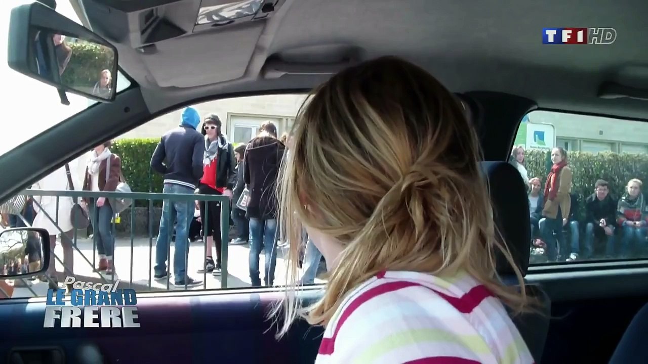 Le Monde à L'Envers - Pascal le grand frère (Parodie)