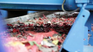 Paprec Plastiques 55 renforce son usine de recyclage.