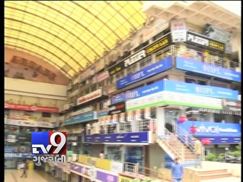 CRIME WATCH: Five traders held for selling fake mobile accessories