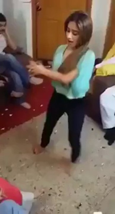 Very nice dance from pakistani cute girl