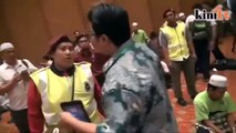 Muktamar Pemuda PAS kecoh, perwakilan serbu wartawan