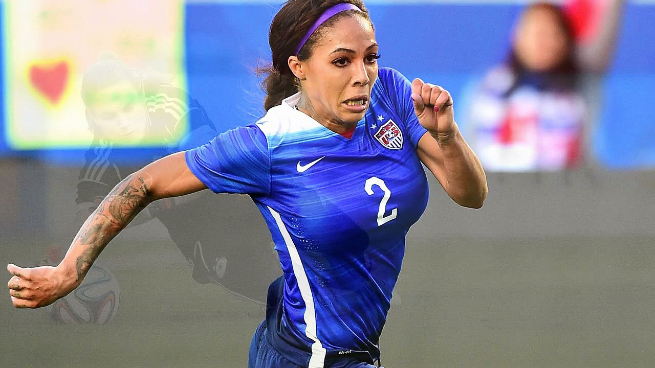Robert Vincent Peace - Top 10 Current Best Female Soccer Players