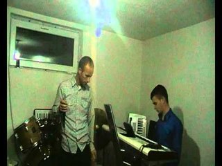 Agron uksmajli Durim sadikaj paska veshur kjo linda fustan jezerci suhareka.MP4