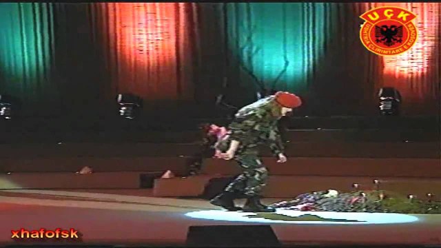 Leonora Jakupi - Zgjohuni shqipetare (Official)