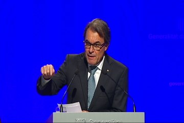 Mas asegura que actúa en legítima defensa