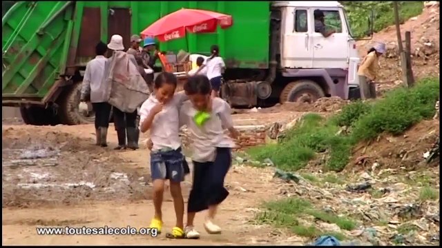 Grâce à Toutes à l'école, 966 petites filles Cambogiennes iront à l'école à la rentrée