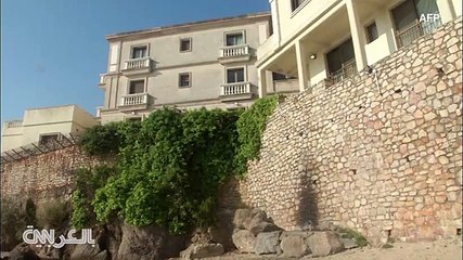 لماذا أنهى الملك السعودي إجازته في فرنسا سريعا