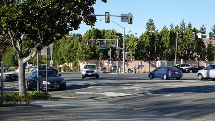 Caltrain Train hitting a car off the track SFW no fatality