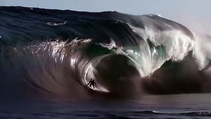 Wow, you gotta be crazy to surf these waves!!!