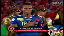 Chile y Ecuador cantan el Himno Nacional