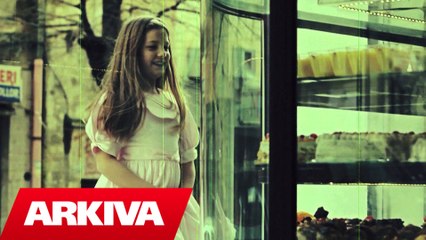 Enxhi Vlashi - Ma ka thon baba (Official Video HD)