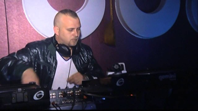 Gjithçka Shqip - Konkursi DJ 2014 - DJ Blery (S01 - E04)