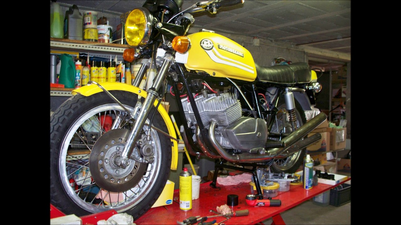 Remise en route d'une 350 Motobécane N° 738